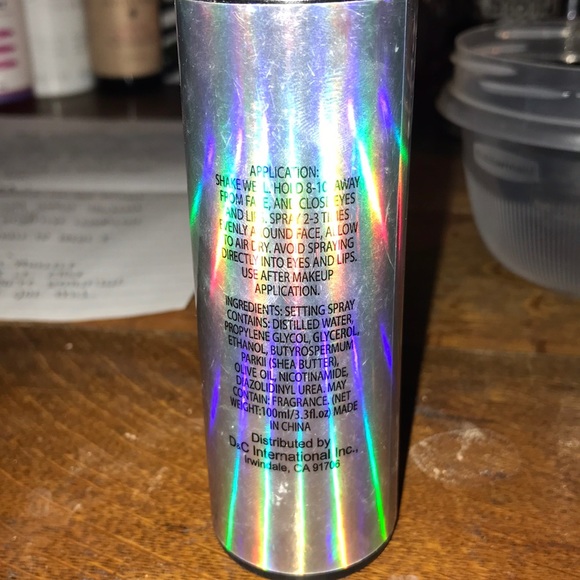 makeup - Picture 2 of 2